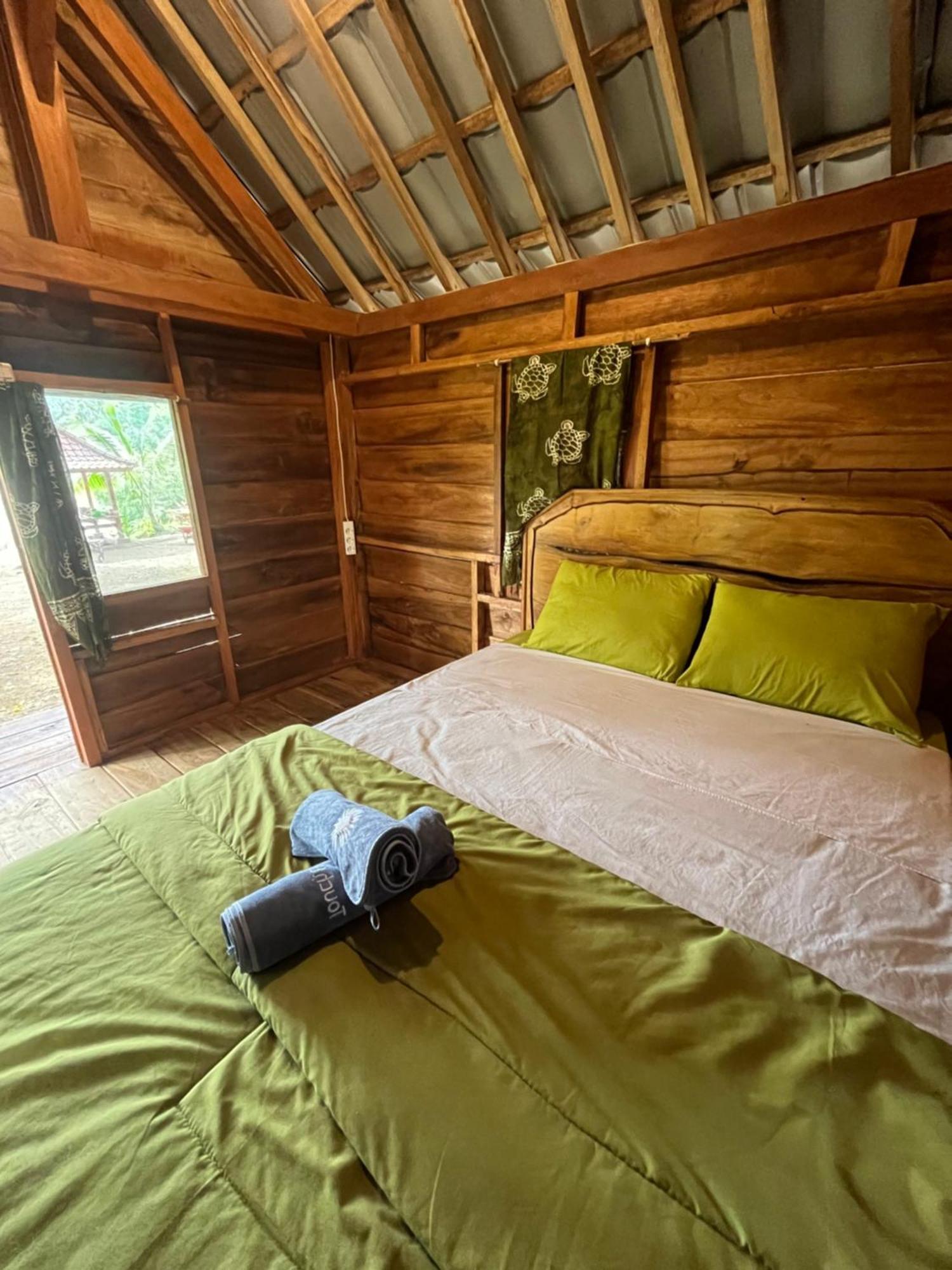 Tetebatu Jungle Vibes Hotel Exterior photo